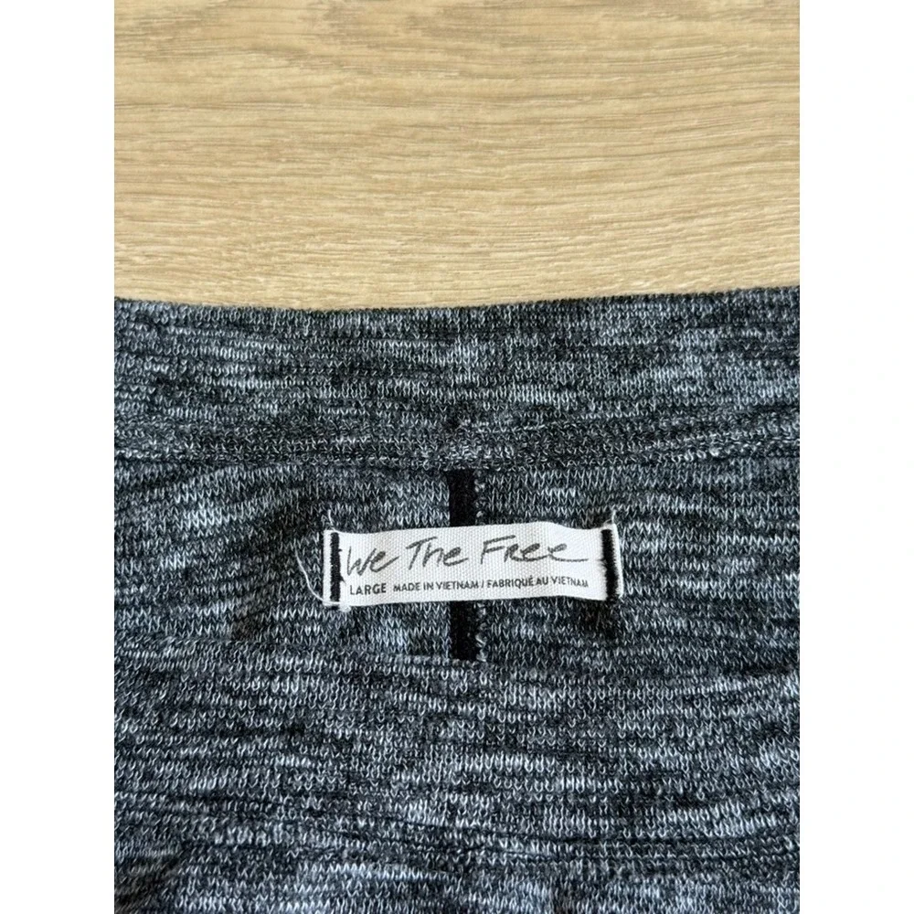 EUC Free People WE THE FREE black gray heathered oversized sweater size L